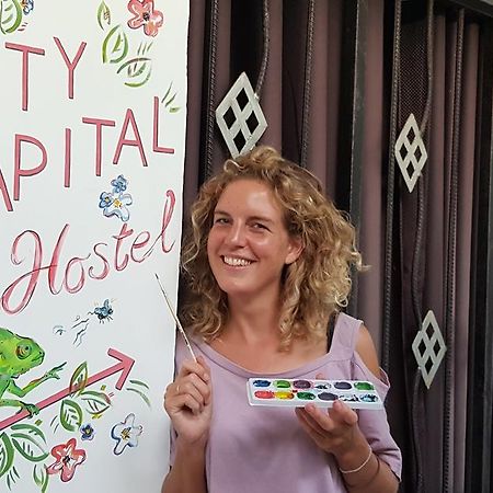 City Capital Hostel Анурадхапура Екстериор снимка