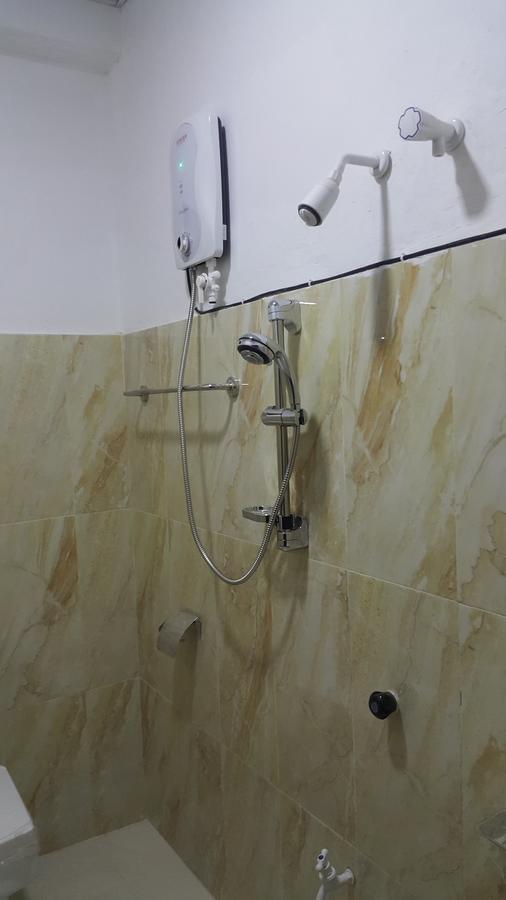 City Capital Hostel Анурадхапура Екстериор снимка