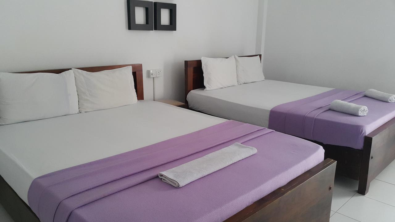 City Capital Hostel Анурадхапура Екстериор снимка