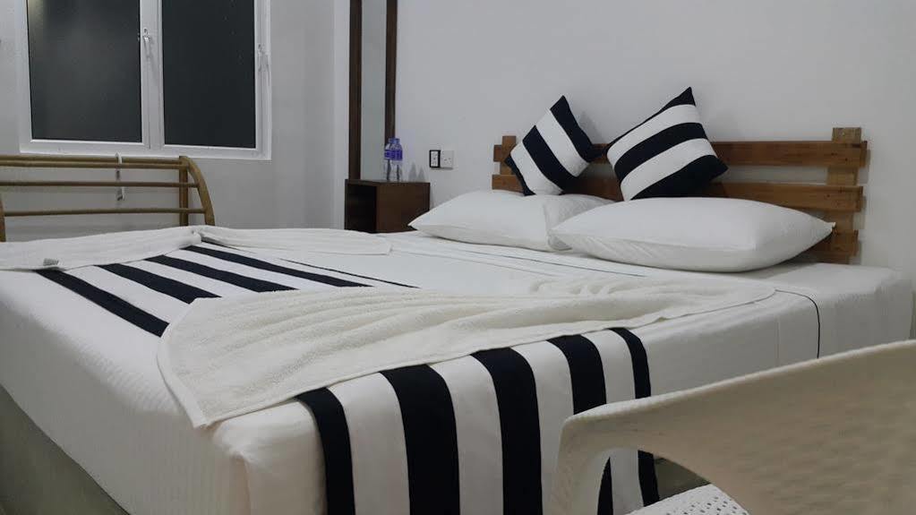 City Capital Hostel Анурадхапура Екстериор снимка