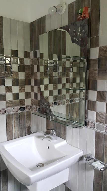City Capital Hostel Анурадхапура Екстериор снимка